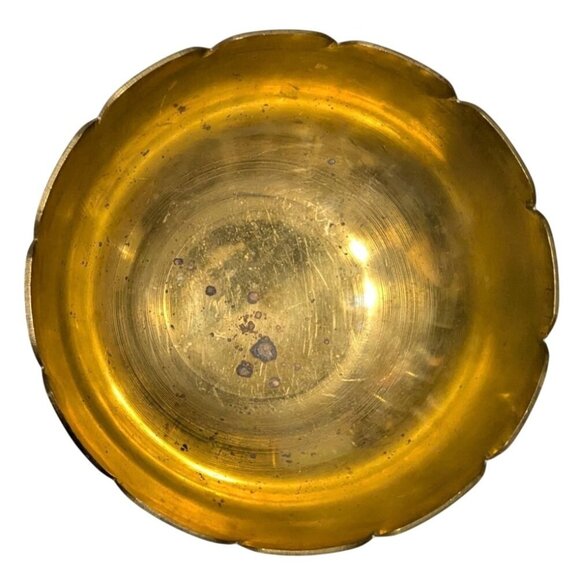 Vintage Brass pedestal Bowl Engraved Floral Design Handcrafted India - Picture 2 of 16